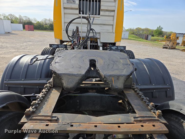 image for item DP6351 2007 Western Star 4900FA semi truck