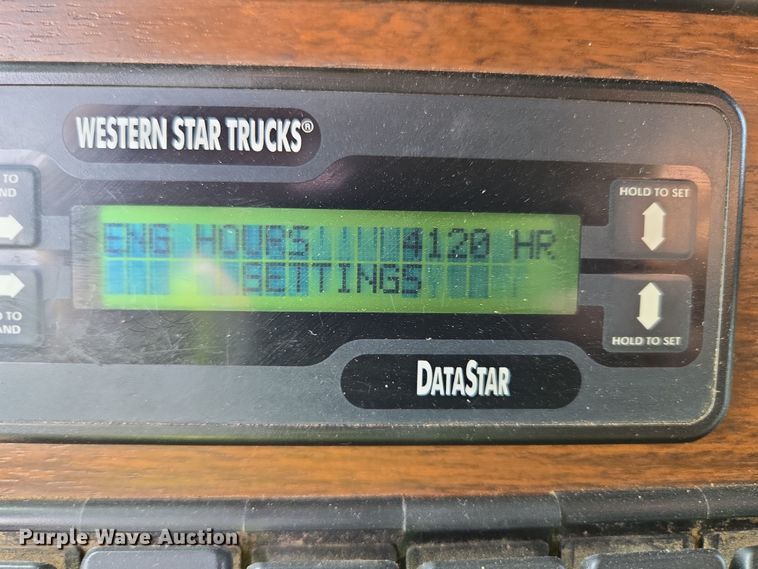 image for item DP6351 2007 Western Star 4900FA semi truck