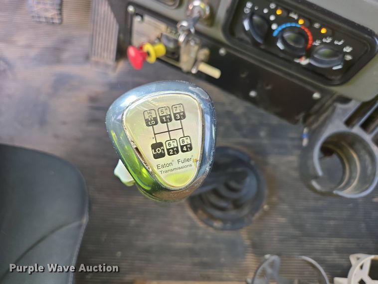 image for item DP6351 2007 Western Star 4900FA semi truck