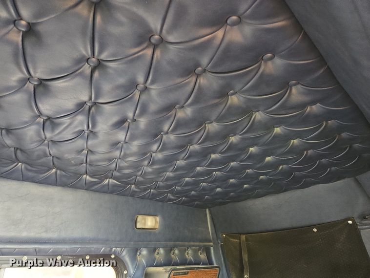 image for item DP6351 2007 Western Star 4900FA semi truck