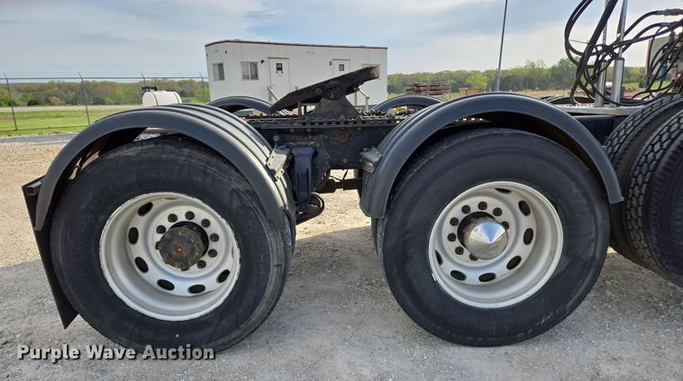 image for item DP6351 2007 Western Star 4900FA semi truck