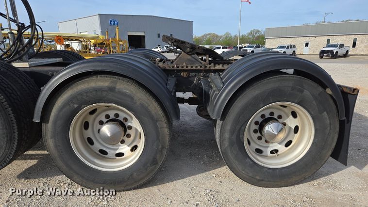 image for item DP6351 2007 Western Star 4900FA semi truck