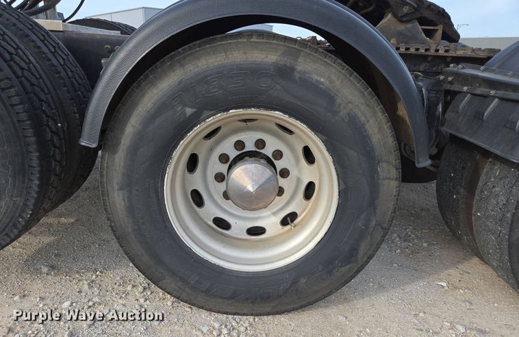 image for item DP6351 2007 Western Star 4900FA semi truck