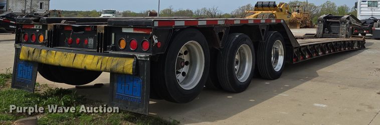 image for item DP6354 2007 Trail King TK110HDG-533 lowboy equipment trailer