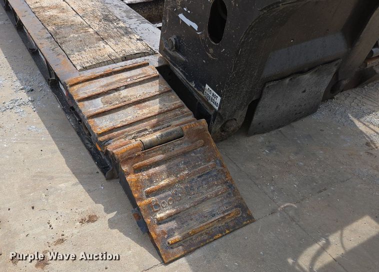 image for item DP6354 2007 Trail King TK110HDG-533 lowboy equipment trailer