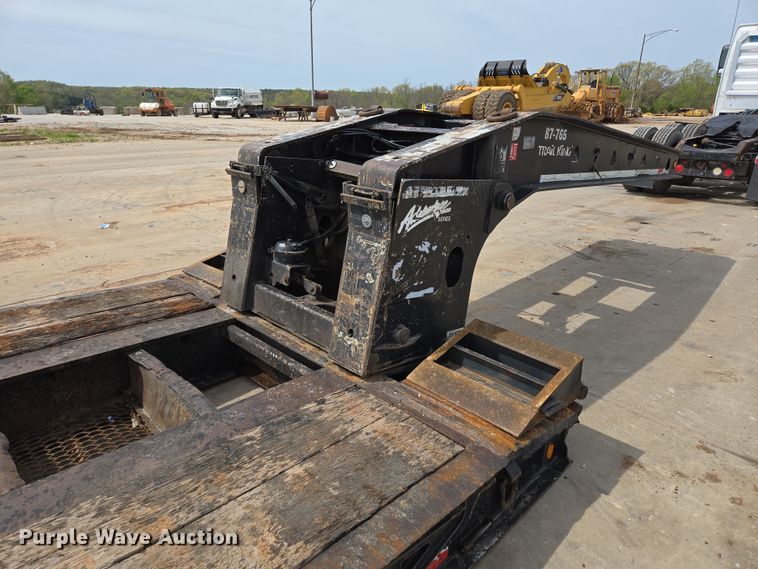 image for item DP6354 2007 Trail King TK110HDG-533 lowboy equipment trailer