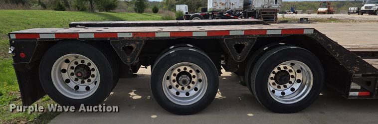 image for item DP6354 2007 Trail King TK110HDG-533 lowboy equipment trailer