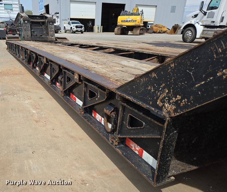 image for item DP6354 2007 Trail King TK110HDG-533 lowboy equipment trailer