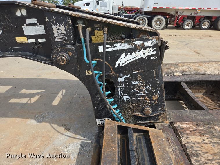 image for item DP6354 2007 Trail King TK110HDG-533 lowboy equipment trailer
