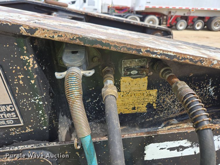 image for item DP6354 2007 Trail King TK110HDG-533 lowboy equipment trailer