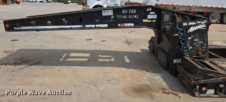 image for item DP6354 2007 Trail King TK110HDG-533 lowboy equipment trailer