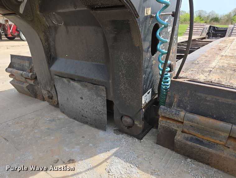 image for item DP6354 2007 Trail King TK110HDG-533 lowboy equipment trailer