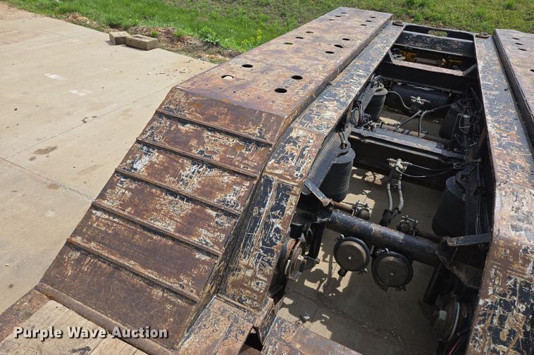 image for item DP6354 2007 Trail King TK110HDG-533 lowboy equipment trailer