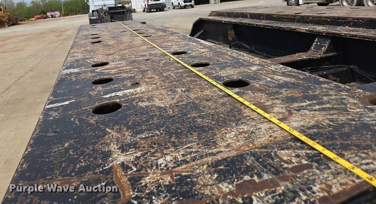 image for item DP6354 2007 Trail King TK110HDG-533 lowboy equipment trailer