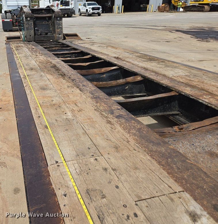 image for item DP6354 2007 Trail King TK110HDG-533 lowboy equipment trailer