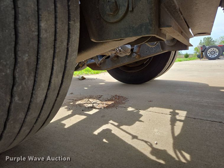 image for item DP6354 2007 Trail King TK110HDG-533 lowboy equipment trailer