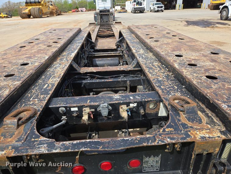 image for item DP6354 2007 Trail King TK110HDG-533 lowboy equipment trailer