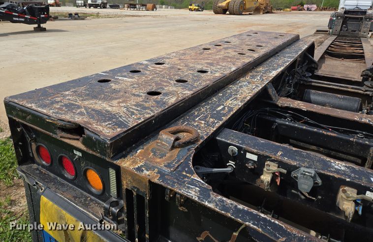 image for item DP6354 2007 Trail King TK110HDG-533 lowboy equipment trailer