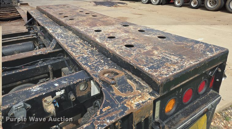 image for item DP6354 2007 Trail King TK110HDG-533 lowboy equipment trailer