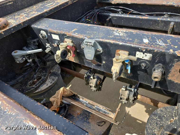 image for item DP6354 2007 Trail King TK110HDG-533 lowboy equipment trailer