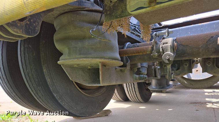 image for item DP6354 2007 Trail King TK110HDG-533 lowboy equipment trailer