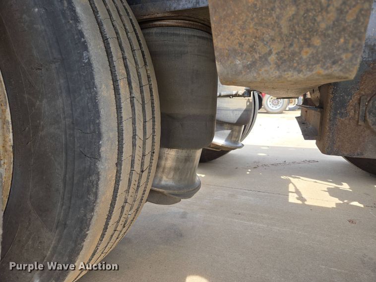 image for item DP6354 2007 Trail King TK110HDG-533 lowboy equipment trailer