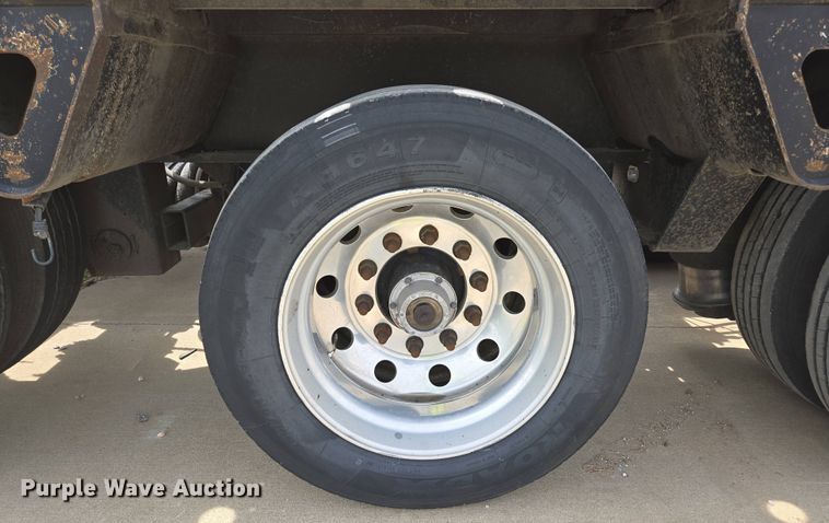 image for item DP6354 2007 Trail King TK110HDG-533 lowboy equipment trailer