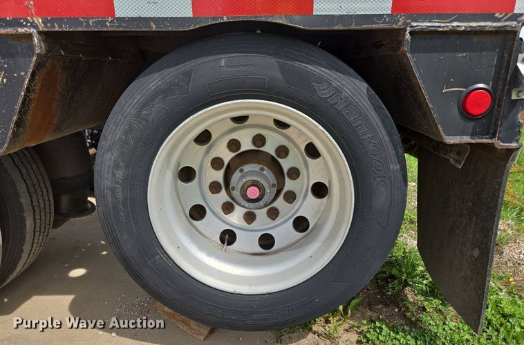 image for item DP6354 2007 Trail King TK110HDG-533 lowboy equipment trailer