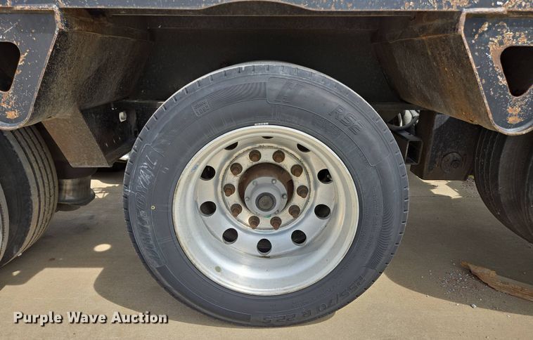 image for item DP6354 2007 Trail King TK110HDG-533 lowboy equipment trailer