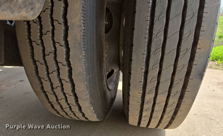 image for item DP6354 2007 Trail King TK110HDG-533 lowboy equipment trailer