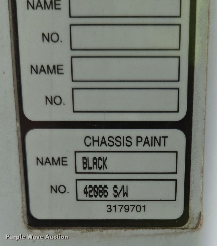 image for item DP6355 1999 Volvo VN semi truck