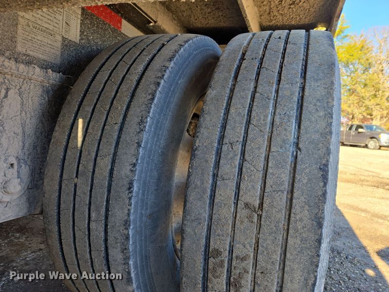 image for item DS3630 2017 Trail King TK110HDG-533 lowboy equipment trailer