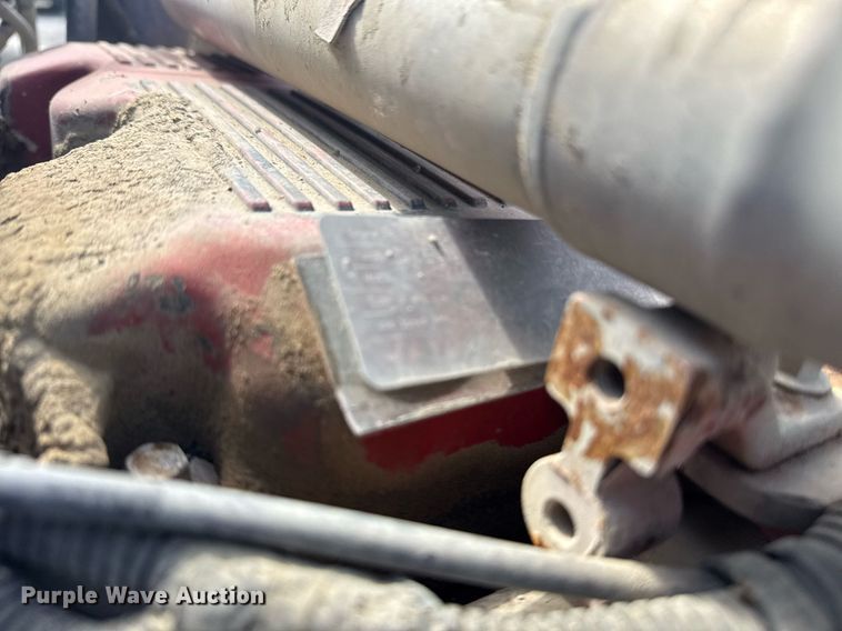 image for item DS3631 2014 Peterbilt 367 semi truck