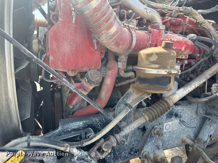 image for item DS3631 2014 Peterbilt 367 semi truck