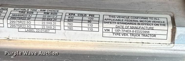 image for item DS3631 2014 Peterbilt 367 semi truck