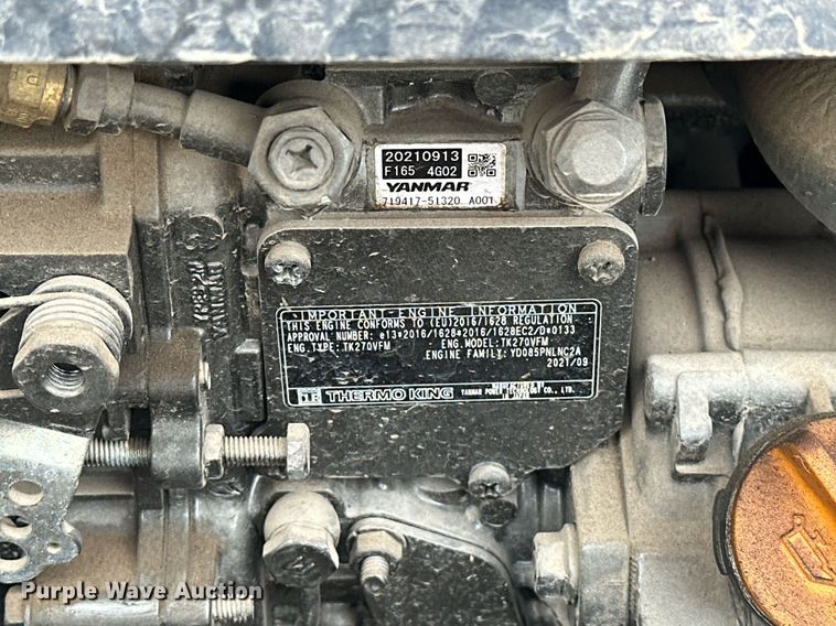 image for item DS3632 2014 Peterbilt 367 semi truck