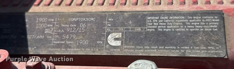 image for item DS3633 2022 Peterbilt 389 semi truck