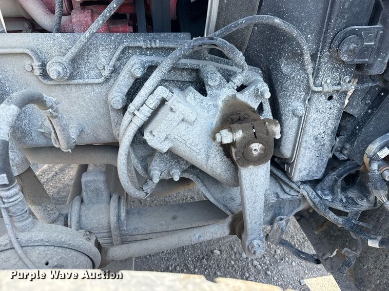 image for item DS3633 2022 Peterbilt 389 semi truck