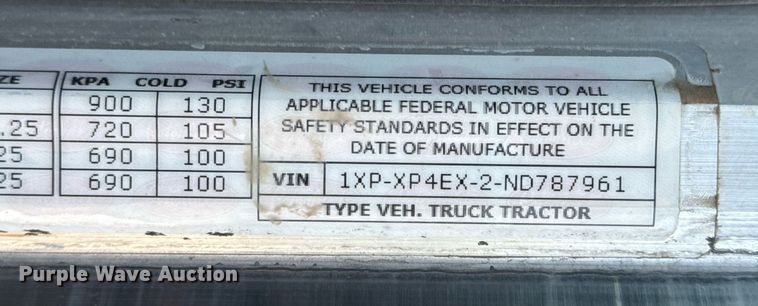 image for item DS3633 2022 Peterbilt 389 semi truck