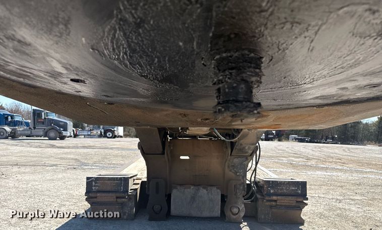 image for item DS3646 2018 Trail King TK110HDG lowboy equipment trailer