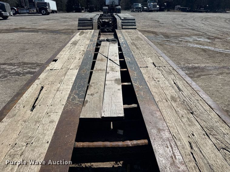 image for item DS3646 2018 Trail King TK110HDG lowboy equipment trailer