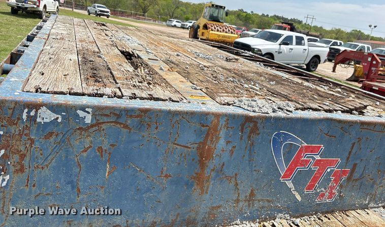 image for item DS3692 1998 Transcraft Trailers drop deck trailer