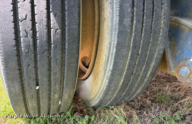 image for item DS3692 1998 Transcraft Trailers drop deck trailer