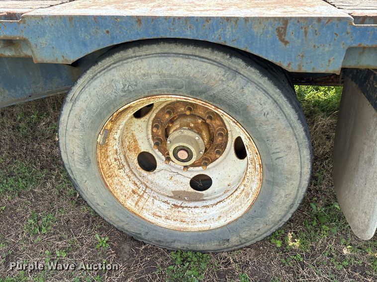 image for item DS3692 1998 Transcraft Trailers drop deck trailer