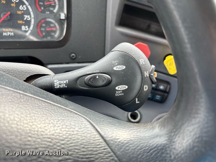 image for item DS4275 2014 Freightliner Casadia semi truck