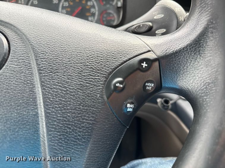 image for item DS4275 2014 Freightliner Casadia semi truck