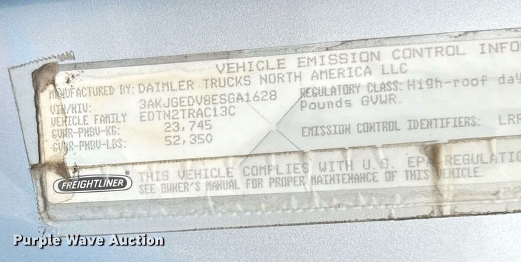 image for item DS4275 2014 Freightliner Casadia semi truck