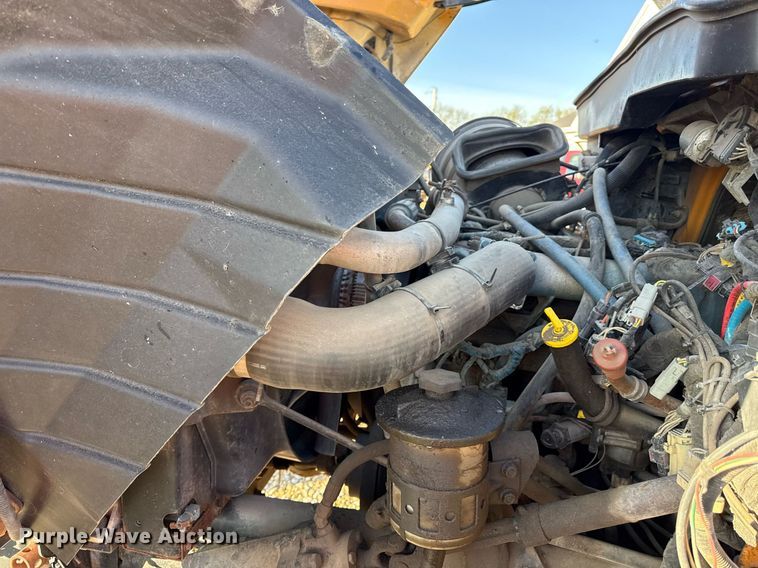 image for item DS4282 2005 International 7400 dump truck