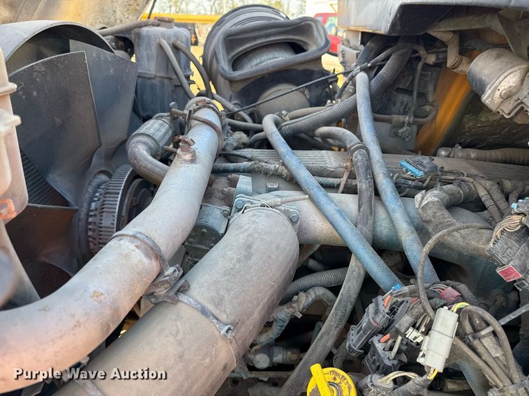 image for item DS4282 2005 International 7400 dump truck