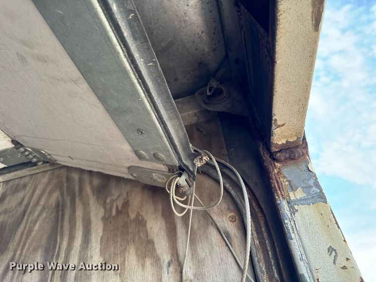 image for item DT0738 2004 Ford F650 Super Duty box truck